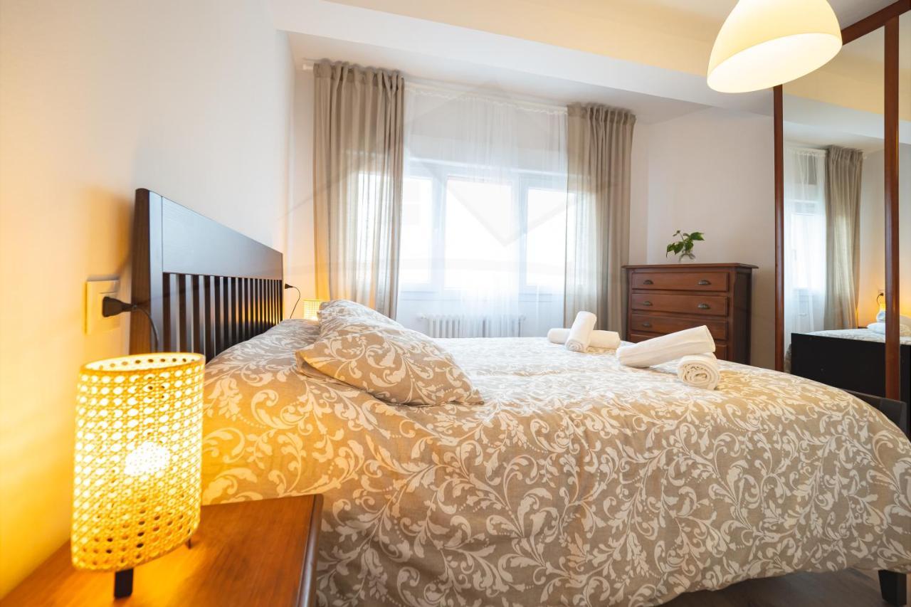 El Carbayedo Apartment อาบีเลส ภายนอก รูปภาพ